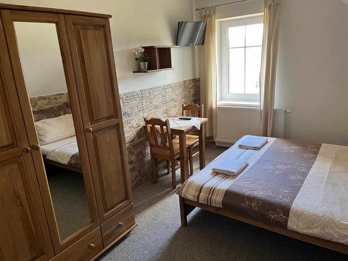 Na Planyrce Hotell Paseky nad Jizerou Eksteriør bilde